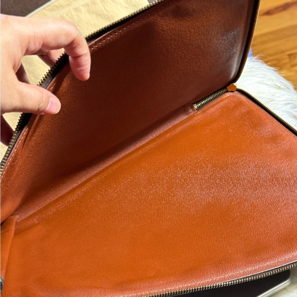 Louis Vuitton Poche Document Case for Ipad Laptop with free duster & Paperbag